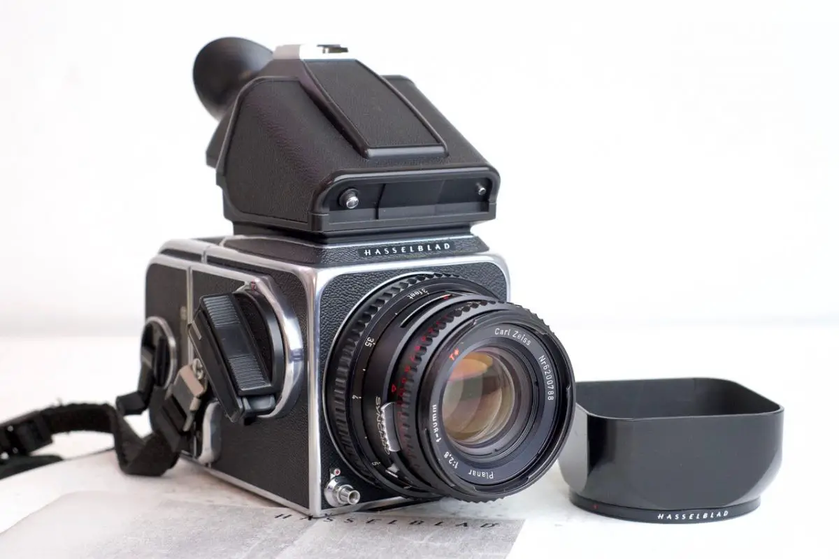 An Overview Of The Hasselblad 500 Series V System Casual Photophile